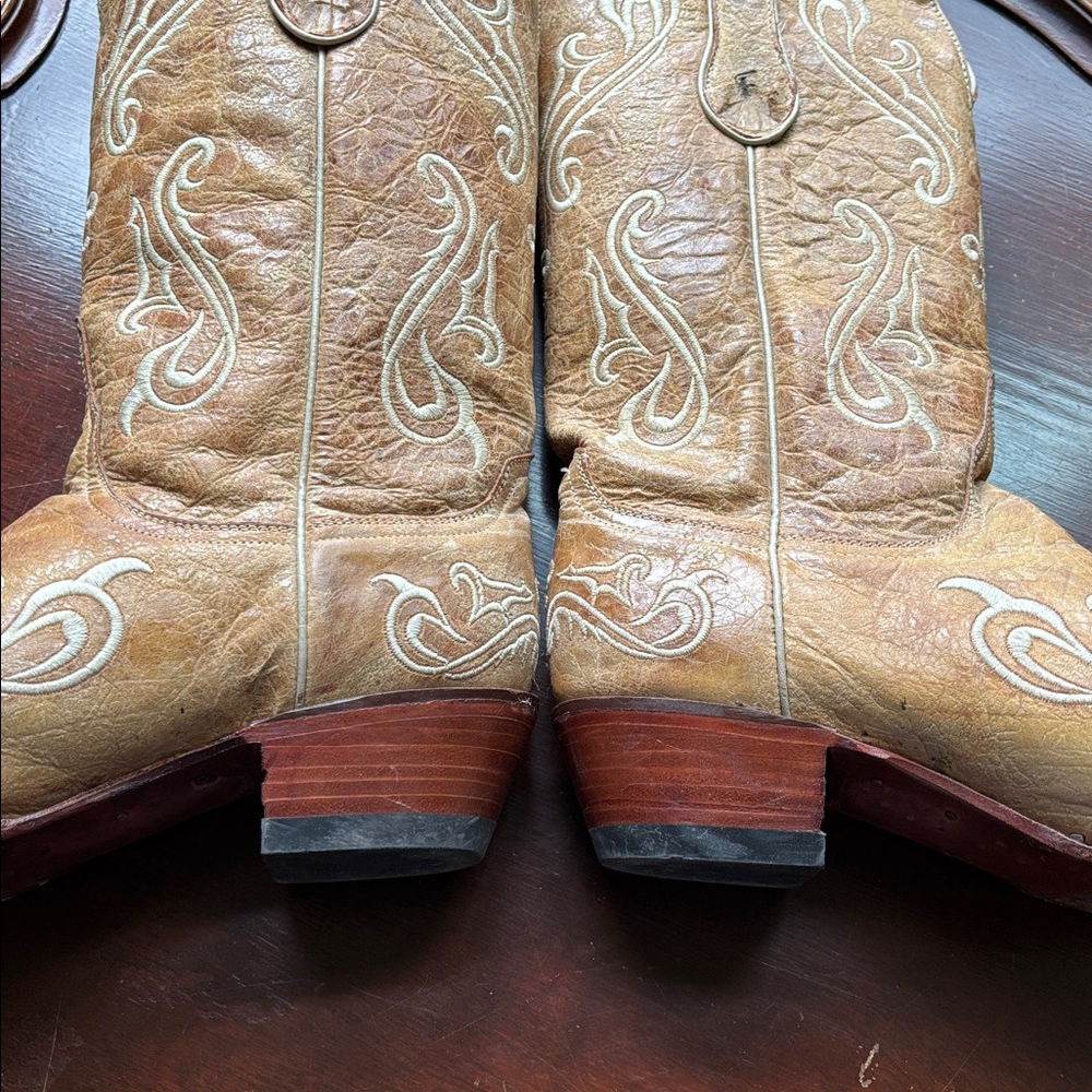 FERRINI Tan with cream Western Embroidery Women's Boots - Picture 6 of 9